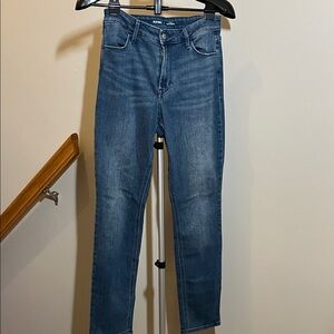 Old Navy High-Rise Wow Straight Jeans - Size 6